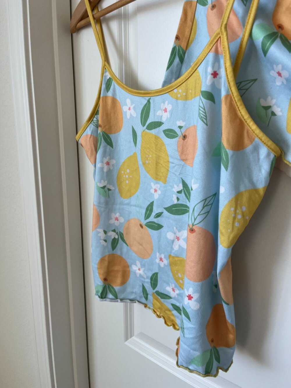 Adorable Lemon Print Pyjamas - Picture 2 of 2